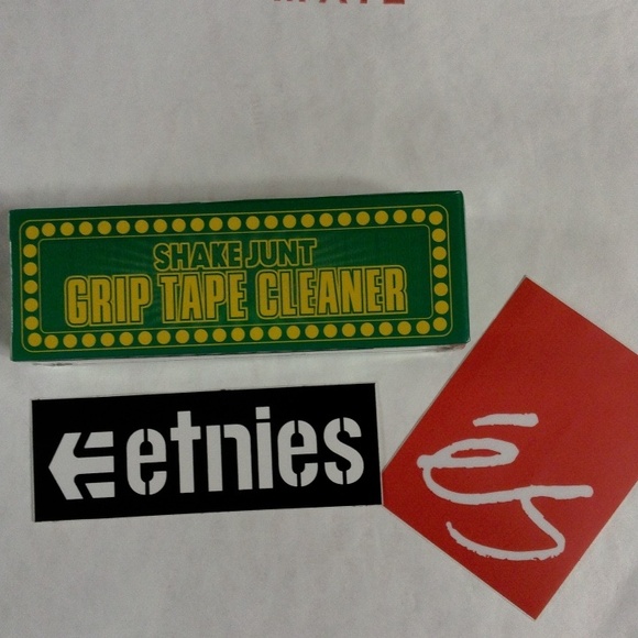 Grip tape cleaner - Picture 1 of 2